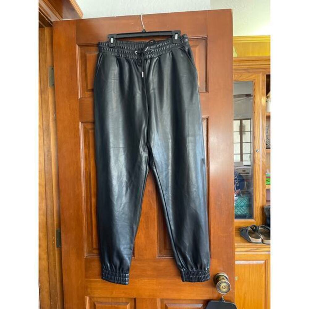 BAGSTELLE VEGAN LEATHER JOGGER MEDIUM